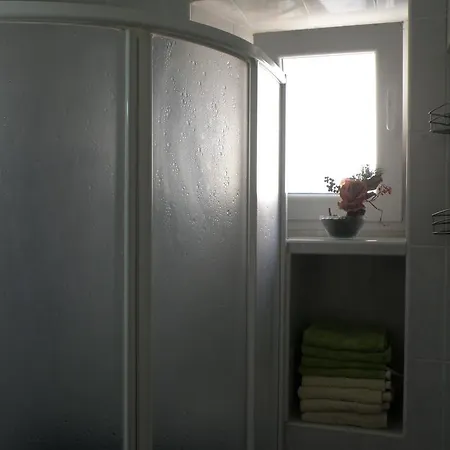 アパート Amalija プリモシュテン