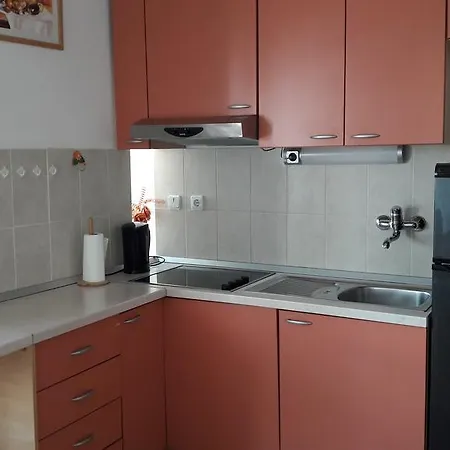 Amalija Апартаменты Примоштен