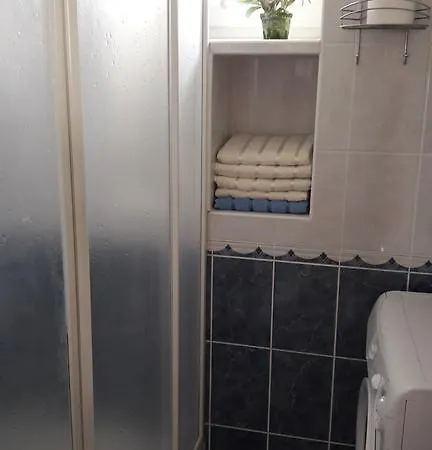 アパート Amalija