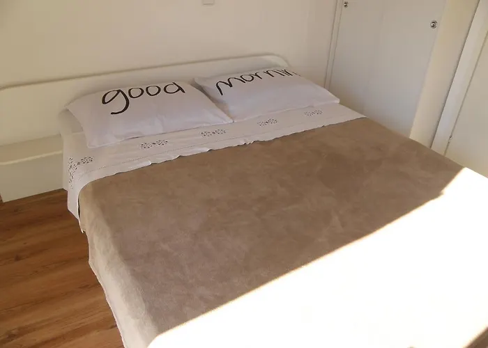 Lägenhet Amalija Primošten